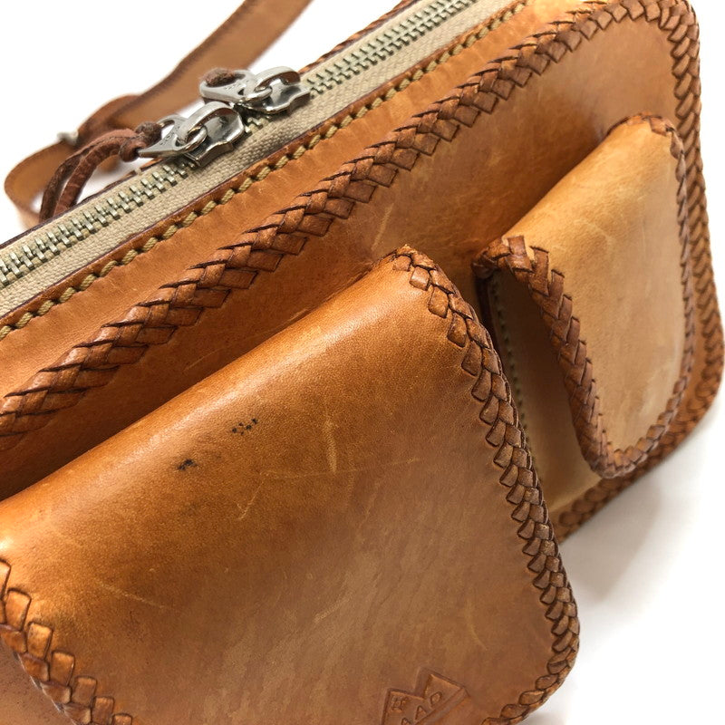 【現状渡し品】【メンズ/レディース】 SAAD サード LEATHER BODY BAG レザー ボディバッグ ウエストバッグ 鞄 188-260521-rs-09-fur カラー：ライトブラウン系 万代Net店