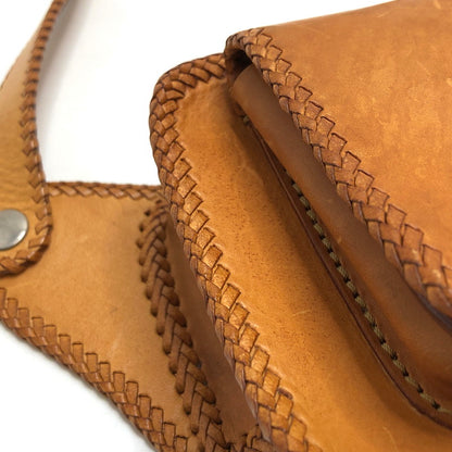 【現状渡し品】【メンズ/レディース】 SAAD サード LEATHER BODY BAG レザー ボディバッグ ウエストバッグ 鞄 188-260521-rs-09-fur カラー：ライトブラウン系 万代Net店