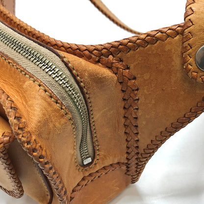 【現状渡し品】【メンズ/レディース】 SAAD サード LEATHER BODY BAG レザー ボディバッグ ウエストバッグ 鞄 188-260521-rs-09-fur カラー：ライトブラウン系 万代Net店