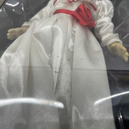 【中古品】 Mezco Living Dead Dolls The Conjuring Kiss of Death Annabelle メズコ LDD リビングデッドドールズ アナベル 死霊館 おもちゃ 055-250906-ns-4-tei 万代Net店