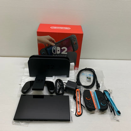 【中古美品】 Nintendo Switch 2(日本語・国内専用) ニンテンドースイッチ2 ゲーム機本体 035-260705-AS-16-min 万代Net店