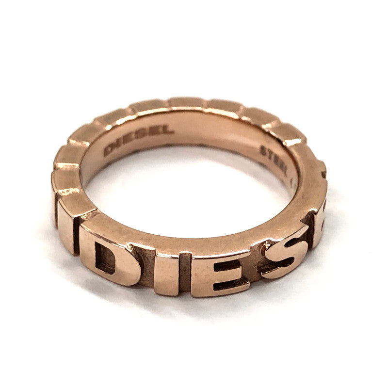 【中古品】【レディース】 DIESEL ディーゼル STEEL CUBED RING WITH LOGO ロゴ入り リング 指輪 スチール アクセサリー 193-240611-rs-01-fur カラー：ピンクゴールド 万代Net店