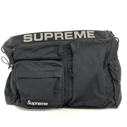 【現状渡し品】【メンズ/レディース】 SUPREME シュプリーム 23SS FIELD MESSENGER BAG ロゴ メッセンジャーバッグ ショルダーバッグ 鞄 149-260810-rs-06-fur カラー：ブラック 万代Net店