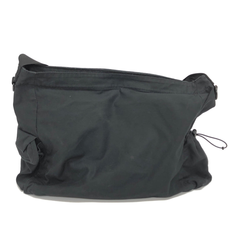 【現状渡し品】【メンズ/レディース】 SUPREME シュプリーム 23SS FIELD MESSENGER BAG ロゴ メッセンジャーバッグ ショルダーバッグ 鞄 149-260810-rs-06-fur カラー：ブラック 万代Net店