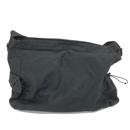 【現状渡し品】【メンズ/レディース】 SUPREME シュプリーム 23SS FIELD MESSENGER BAG ロゴ メッセンジャーバッグ ショルダーバッグ 鞄 149-260810-rs-06-fur カラー：ブラック 万代Net店