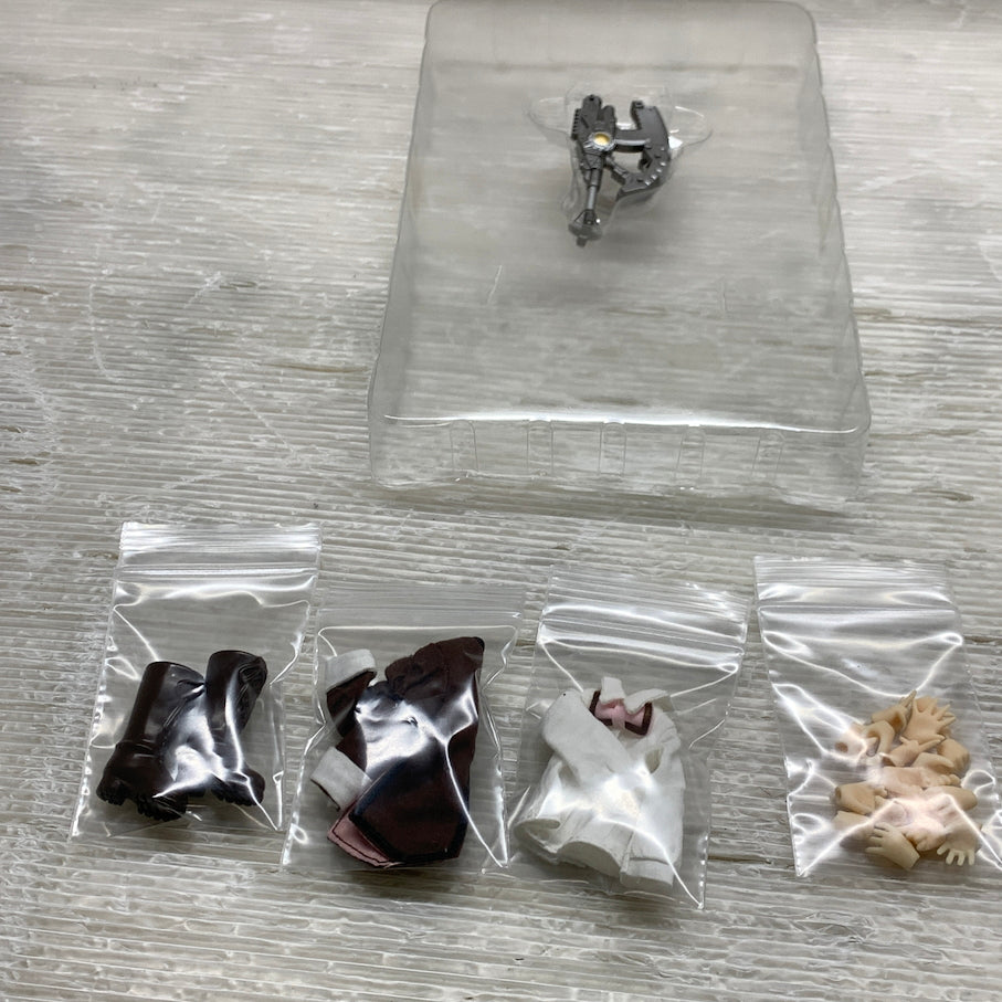 【現状渡し品】 岸本・ルチア・来夢 「アサルトリリィ外伝」 1/12 アサルトリリィシリーズ032 053-261026-MS-06-min 万代Net店