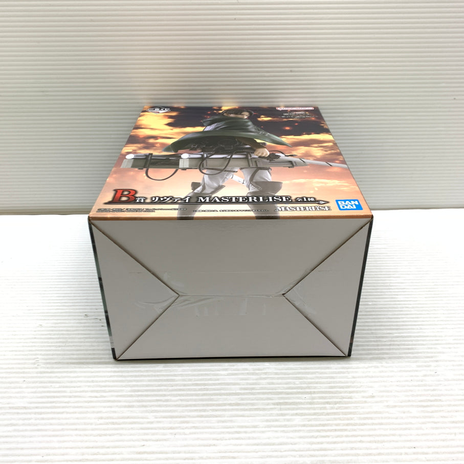 【中古品】 一番くじ 進撃の巨人 獣の巨人は俺が仕留める B賞 リヴァイ フィギュア バンダイ 箱あり 051-261028-YT-02-min 万代Net店