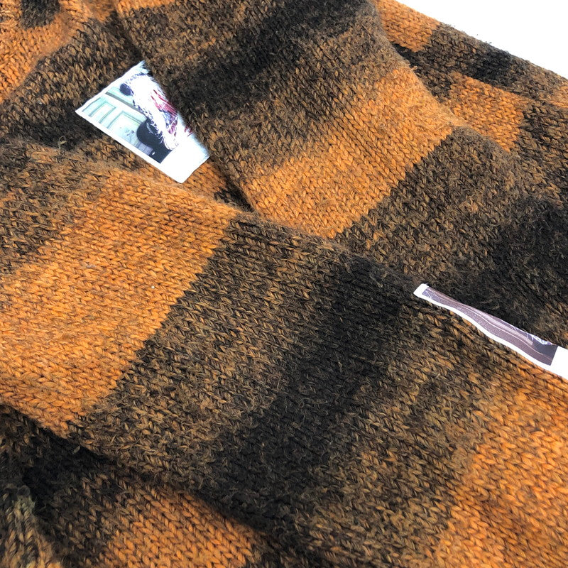 【現状渡し品】【メンズ/レディース】 RAF SIMONS ラフシモンズ Striped Roundneck Sweater With Polaroids ストライプ ニット セーター トップス 古着 141-251216-rs-04-fur サイズ：M カラー：オレンジ/ブラウン系 万代Net店