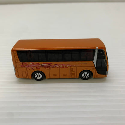【中古品】 タカラトミー トミカ 三菱ふそう エアロクィーン 1/156 ミニカー 長期保管品 062-251212-AS-10-min 万代Net店