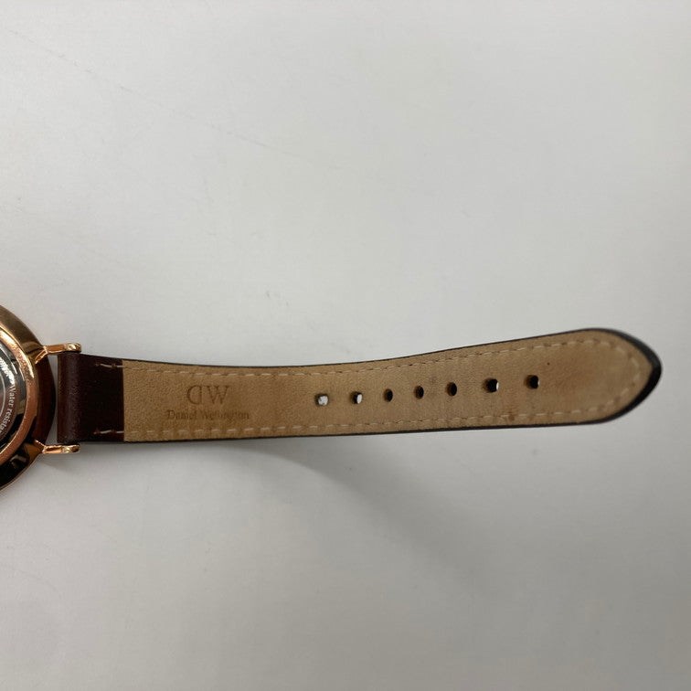 【現状渡し品】【メンズ/レディース】 Daniel Wellington ダニエルウェリントン 腕時計 32mm 革ベルト アナログ時計 197-251219-SY-08-iwa カラー：ホワイト/ゴールド/ブラウン系 万代Net店