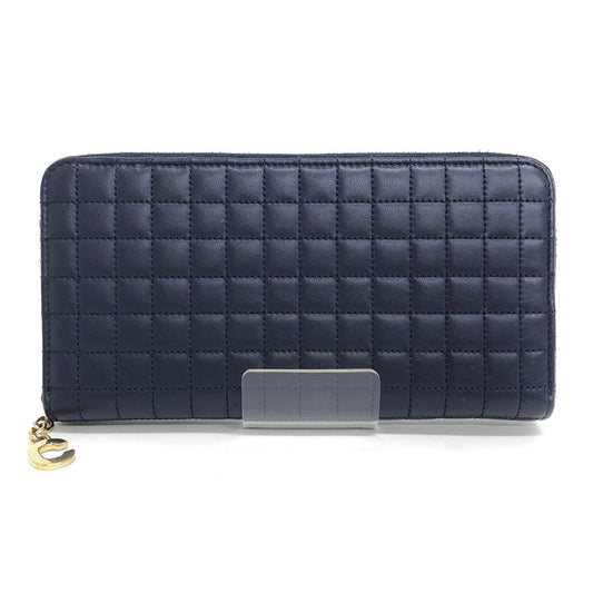 【中古品】【レディース】 CELINE セリーヌ 10B553BFL キルティングレザー ラウンドジップ ロングウォレット 長財布 181-251218-rs-06-fur カラー：ネイビー 万代Net店