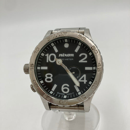 【現状渡し品】【メンズ】  NIXON THE 51-30 腕時計 メタルバンド ステンレス アナログ時計 197-250204-OR-02-iwa カラー：ブラック/シルバー系 万代Net店