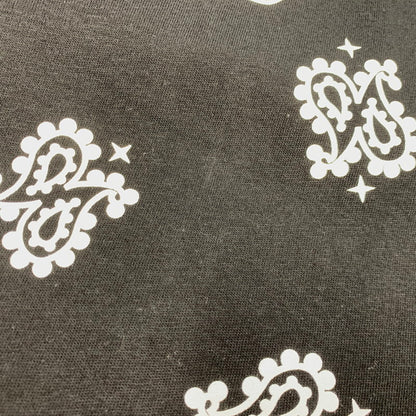 【中古品】【メンズ】 SUPREME シュプリーム × HANES ヘインズ BANDANA TAGLESS TEE バンダナ タグレス Tシャツ トップス 149-260728-kh-07-izu サイズ：M カラー：ブラック×ホワイト 万代Net店