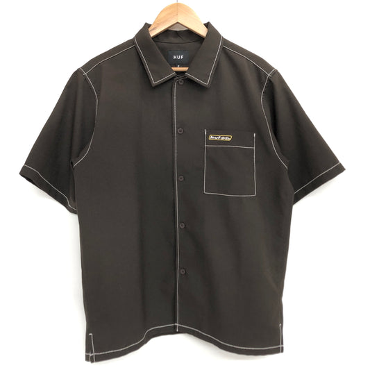 【中古品】【メンズ】 HUF ハフ 23SS LOWER BACK PROBLEMS S/S SHIRT 半袖 シャツ トップス 142-260819-rs-08-fur サイズ：M カラー：ダークブラウン 万代Net店