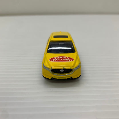 【現状渡し品】 タカラトミー トミカ 組み立て工場 マツダ CX-5 ミニカー 062-251216-AS-10-min 万代Net店