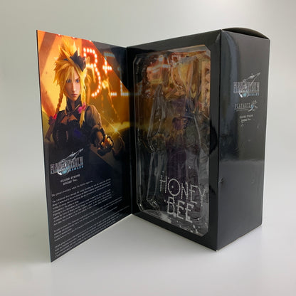 【現状渡し品】 ファイナルファンタジーVII リメイク PLAY ARTS改 クラウド・ストライフ -ドレスVer.- アクションフィギュア 052-260610-AS-8-min 万代Net店
