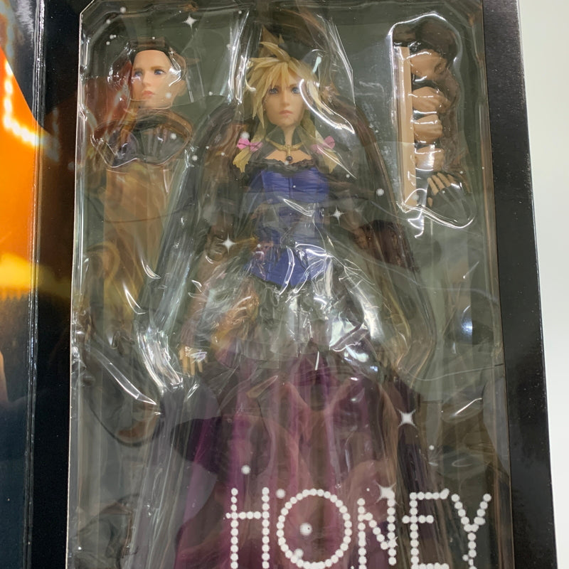 【現状渡し品】 ファイナルファンタジーVII リメイク PLAY ARTS改 クラウド・ストライフ -ドレスVer.- アクションフィギュア 052-260610-AS-8-min 万代Net店