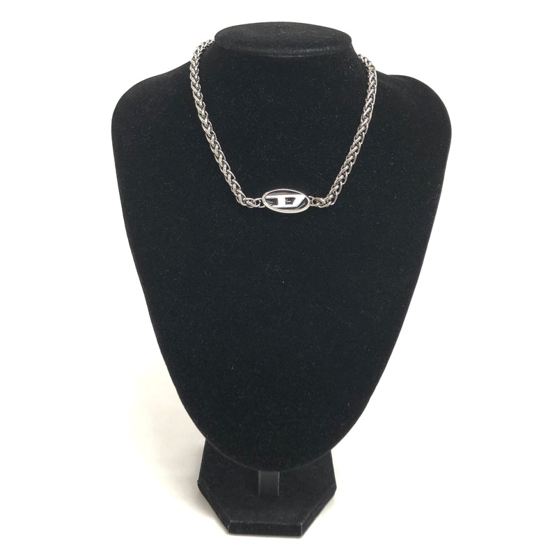 【現状渡し品】【メンズ/レディース】 DIESEL ディーゼル STEEL D LOGO NECKLACE ロゴ ネックレス スチール アクセサリー 192-260604-rs-05-fur カラー：シルバー/ブラック 万代Net店