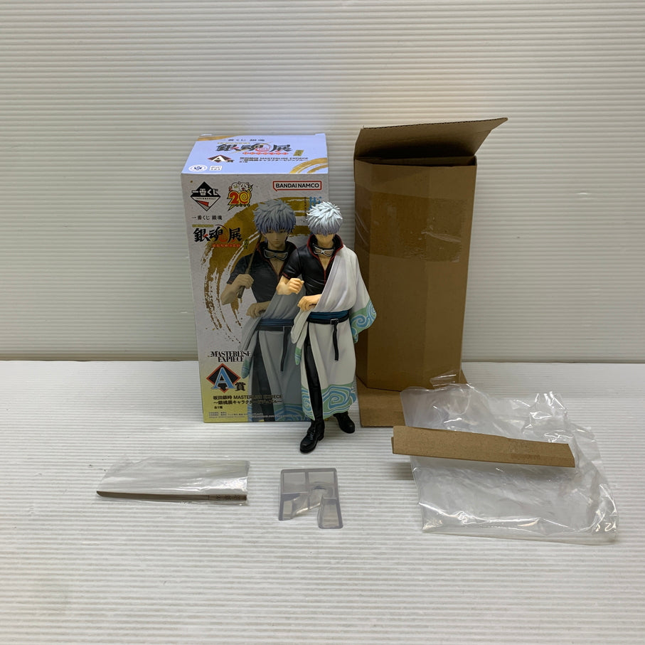 【現状渡し品】 一番くじ 銀魂 生誕20周年記念 銀魂展 ~はたちのつどい~ その弐 A賞 坂田銀時 ~銀魂展キャラクタービジュアル~ フィギュア バンダイ 箱あり 051-261007-YT-10-min 万代Net店