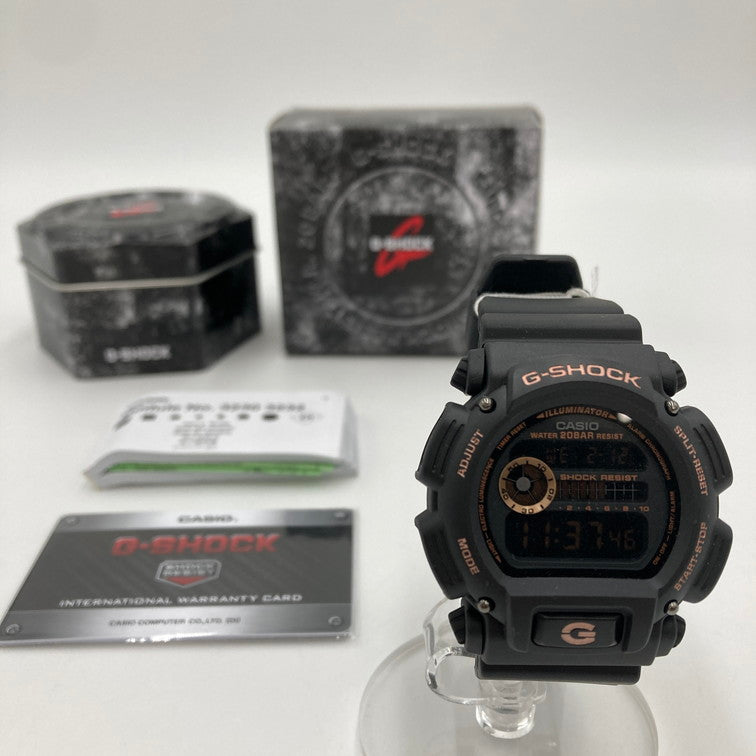 【中古美品】【メンズ】 G-SHOCK ジーショック 【擦り傷有】 DW-9052GBX-1A4 カシオ 196-250212-OR-01-iwa カラー：ブラック/ゴールド系 万代Net店