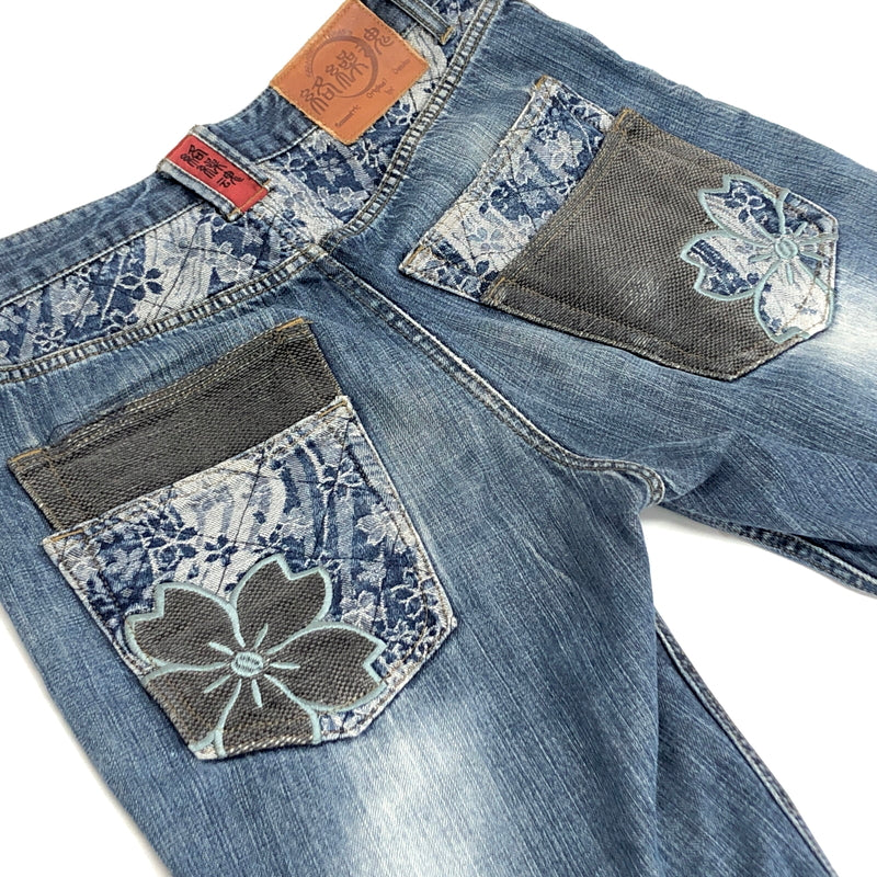 【現状渡し品】【メンズ】 絡繰魂 カラクリ魂 DENIM PANTS 283261 桜流水 刺繍入り デニムパンツ 和柄 Gパン ジーンズ ボトムス 古着 156-260605-rs-04-fur サイズ：34 カラー：インディゴ 万代Net店