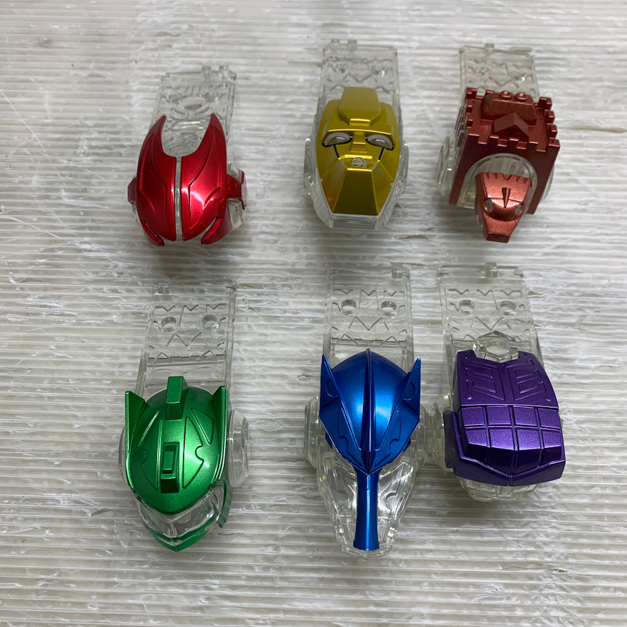 【現状渡し品】 CSM キバットベルト 仮面ライダーキバ 変身ベルト 042-261009-MS-02-min 万代Net店