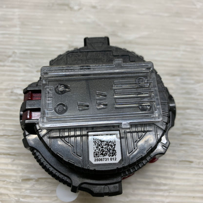 【現状渡し品】 仮面ライダージオウ DXメモリアルライドウォッチセット 042-261009-MS-04-min 万代Net店