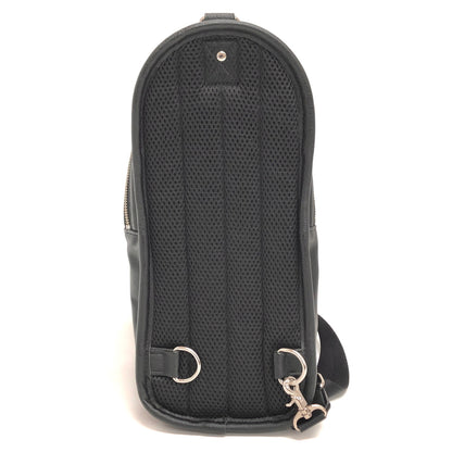 【中古品】【メンズ/レディース】 BEAMS HEART ビームスハート ONE-SHOULDER BAG 42-61-0233-201 ワンショルダーバッグ ボディバッグ 鞄 188-260609-rs-01-fur カラー：ブラック 万代Net店