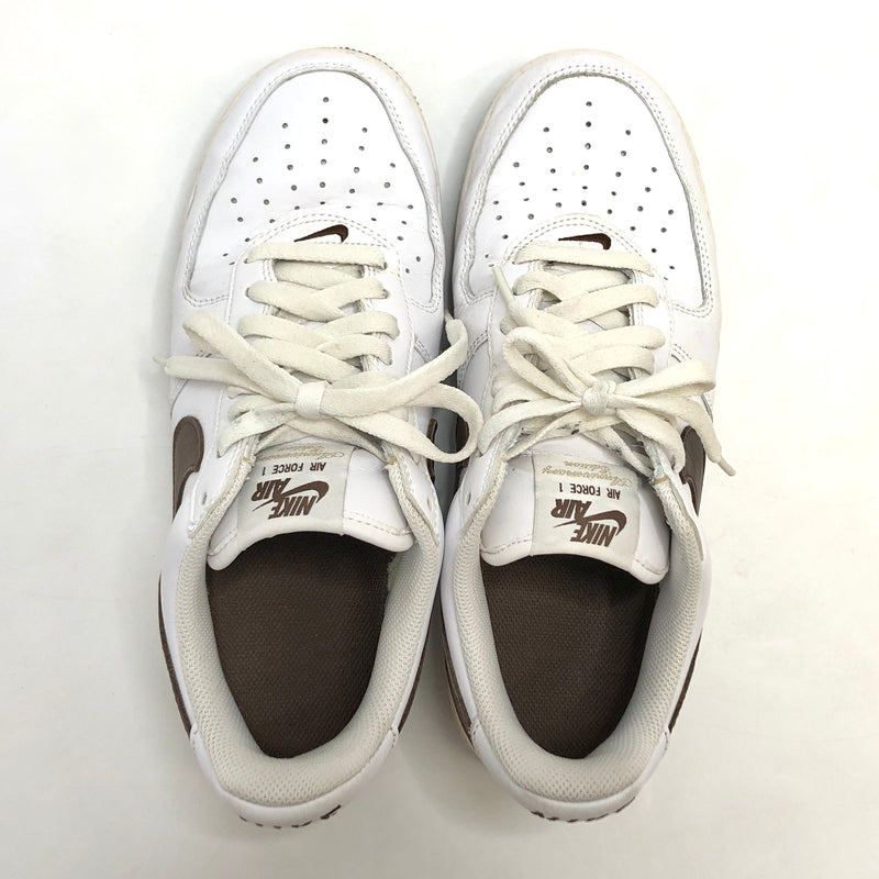 【現状渡し品】【メンズ】 NIKE ナイキ AIR FORCE 1 LOW RETRO COLOR OF THE MONTH WHITE CHOCOLAT DM0576-100 エアフォース スニーカー シューズ 靴 160-260609-rs-03-fur サイズ：27.0cm US9 カラー：ホワイト/チョコレート 万代Net店