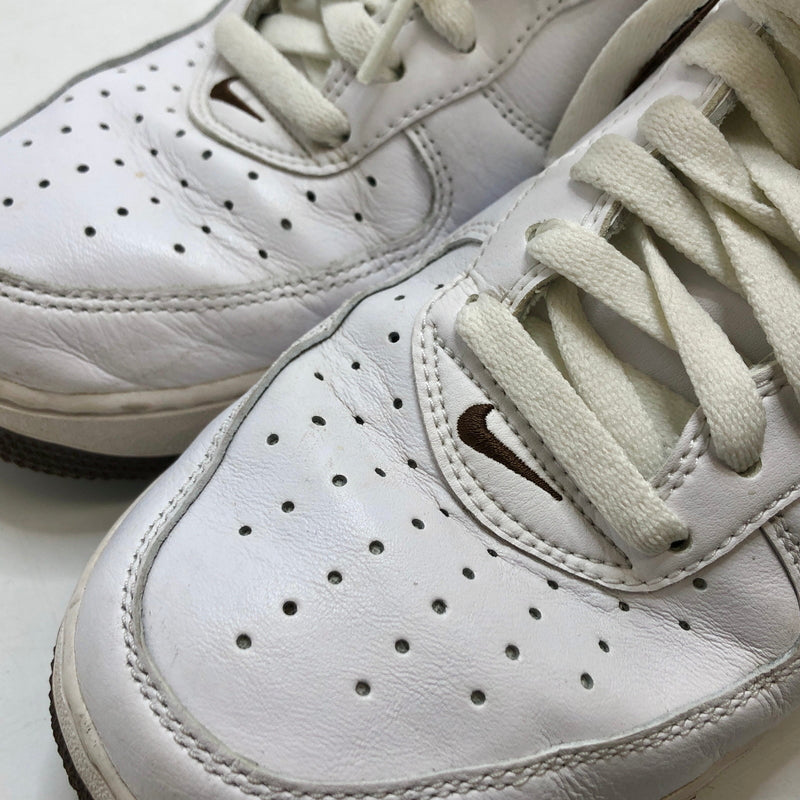 【現状渡し品】【メンズ】 NIKE ナイキ AIR FORCE 1 LOW RETRO COLOR OF THE MONTH WHITE CHOCOLAT DM0576-100 エアフォース スニーカー シューズ 靴 160-260609-rs-03-fur サイズ：27.0cm US9 カラー：ホワイト/チョコレート 万代Net店