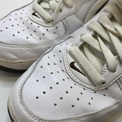 【現状渡し品】【メンズ】 NIKE ナイキ AIR FORCE 1 LOW RETRO COLOR OF THE MONTH WHITE CHOCOLAT DM0576-100 エアフォース スニーカー シューズ 靴 160-260609-rs-03-fur サイズ：27.0cm US9 カラー：ホワイト/チョコレート 万代Net店