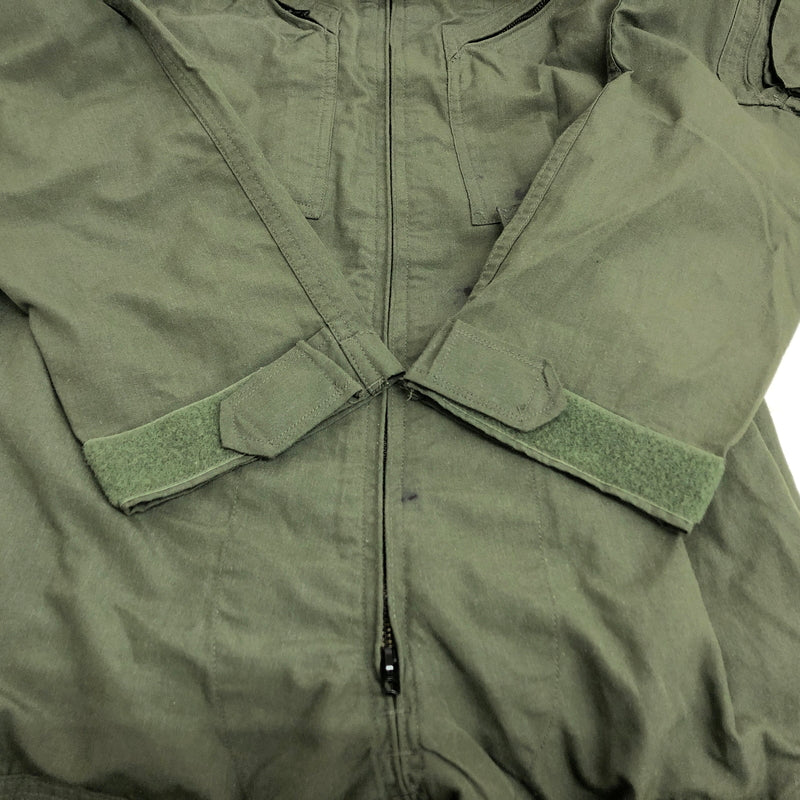 【現状渡し品】【メンズ】 US.ARMY CWU-27 P FLYERS' COVERALLS 8415-01-043-8385 カバーオール つなぎ 古着 ヴィンテージ 146-260825-rs-02-fur サイズ：38L カラー：セージグリーン 万代Net店