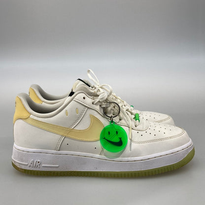 【中古品】【レディース】 NIKE ナイキ CT3228-100 WMNS AIR FORCE 1 07 LX HAVE A NIKE DAY WHITE BARLEY VOLT-BLACK スニーカー 本体のみ（箱なし） 160-251201-WA-06-iwa サイズ：26.5cm カラー：ホワイト系 万代Net店