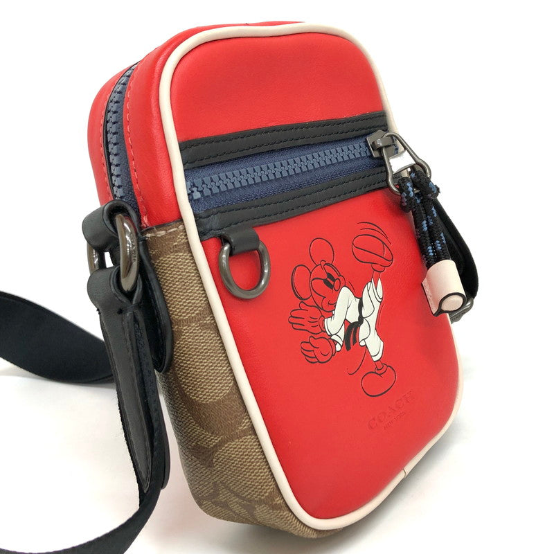 【中古品】【メンズ/レディース】 COACH コーチ × Disney クロスボディ C2021-3331 ショルダーバッグ ミニバッグ シグネチャー レザー カラテ 鞄 180-250703-rs-01-fur カラー：レッド/ブラック/ベージュ系 万代Net店