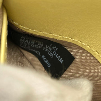 【現状渡し品】【レディース】 Michael Kors マイケルコース 35T0GFTP0B 三つ折り財布 コンパクトウォレット ミニ財布 181-250703-rs-02-fur カラー：レモンイエロー/アイボリー系 万代Net店