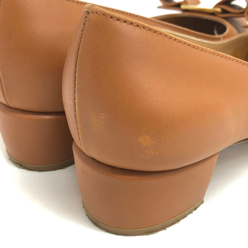 【中古品】【レディース】 FERRAGAMO フェラガモ VARA DB36321 ヴァラ パンプス リボン シューズ 靴 167-260826-rs-08-fur サイズ：4 (約21.5cm相当) カラー：キャメル 万代Net店
