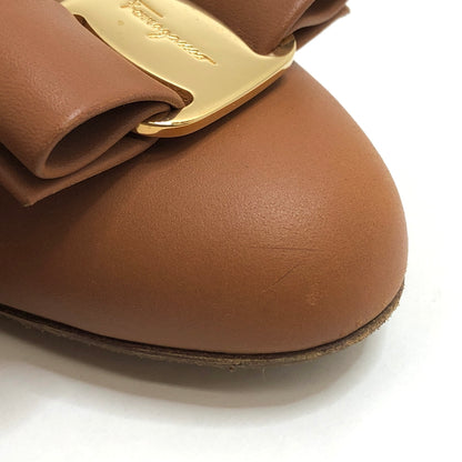 【中古品】【レディース】 FERRAGAMO フェラガモ VARA DB36321 ヴァラ パンプス リボン シューズ 靴 167-260826-rs-08-fur サイズ：4 (約21.5cm相当) カラー：キャメル 万代Net店