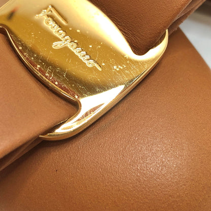 【中古品】【レディース】 FERRAGAMO フェラガモ VARA DB36321 ヴァラ パンプス リボン シューズ 靴 167-260826-rs-08-fur サイズ：4 (約21.5cm相当) カラー：キャメル 万代Net店