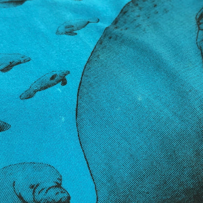 【中古品】【メンズ】 SIGNAL SPORTS シグナルスポーツ MANATEE PRINT S/S TEE マナティー Tシャツ 半袖 トップス 古着 ヴィンテージ 146-260615-rs-04-fur サイズ：L カラー：ライトブルー 万代Net店