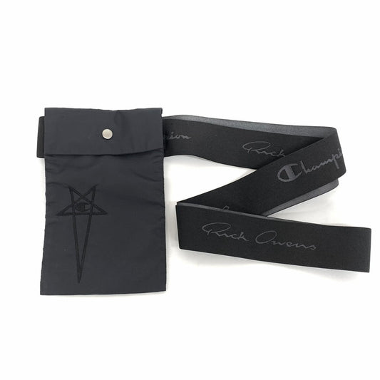 【現状渡し品】【メンズ/レディース】 Rick Owens リック・オウエンス × Champion Nylon Pouch CM21S0027-805501 ナイロンポーチ ミニバッグ ショルダー 188-251204-rs-01-fur サイズ：ONE SIZE カラー：ブラック 万代Net店