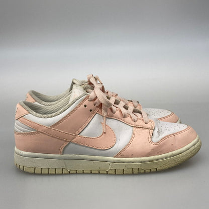 【中古品】【レディース】 NIKE ナイキ DD1873-100 WOMEN’S DUNK LOW NEXT NATURE PALE CORAL スニーカー 本体のみ（箱なし） 160-251211-WA-04-iwa サイズ：24cm カラー：ペールコーラル ホワイト 万代Net店