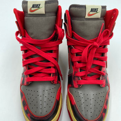 【中古美品】【メンズ】 NIKE ナイキ DD9404-600/DUNK HI 1985 SP UNIVERSITY RED/CHILE RED-CAVE STONE 靴 スニーカー 160-250302-NS-1-iwa サイズ：26 カラー：ユニバーシティレッド/チリレッド/ケイブストーン 万代Net店