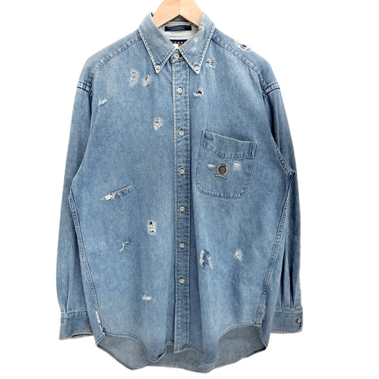 【現状渡し品】【メンズ】 TOMMY HILFIGER トミーヒルフィガー 90S LS DENIM BD SHIRT ダメージ加工 長袖 シャツ トップス 古着 ヴィンテージ 146-260616-rs-10-fur サイズ：S カラー：ブルー系 万代Net店