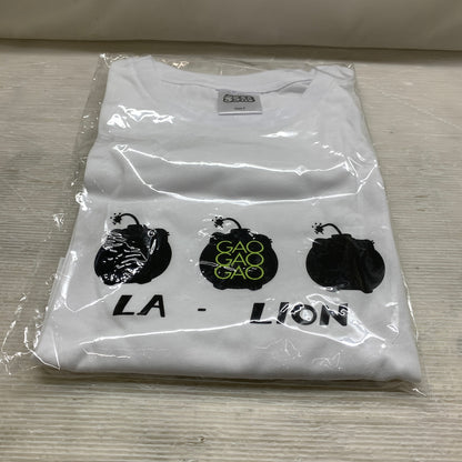 【現状渡し品】 LA・LION ししろんとお揃いTシャツ ホワイト フリーサイズ 「バーチャルYouTuberホロライブ 獅白ぼたん 誕生日記念2022」 053-260918-MS-05-min 万代Net店