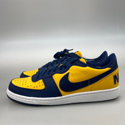 【中古美品】【メンズ】 NIKE ナイキ FJ4206-700 TERMINATOR LOW OG スニーカー 160-251211-WA-11-iwa サイズ：26cm カラー：UNIVERSITY GOLD/NAVY-WHITE 万代Net店