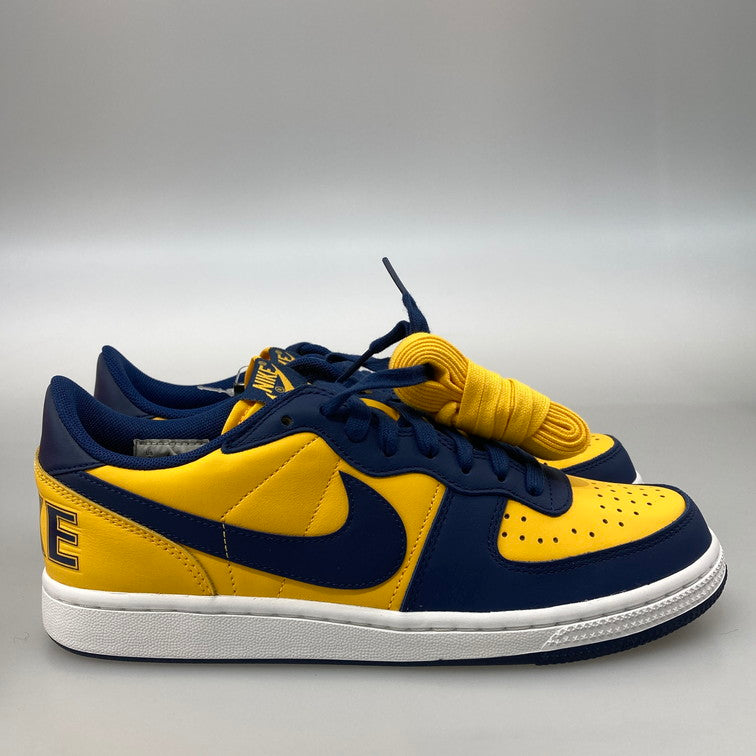 【中古美品】【メンズ】 NIKE ナイキ FJ4206-700 TERMINATOR LOW OG スニーカー 160-251211-WA-11-iwa サイズ：26cm カラー：UNIVERSITY GOLD/NAVY-WHITE 万代Net店