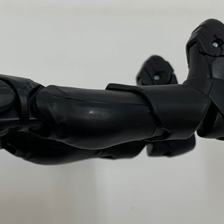 【中古美品】 完備品 S.H.Figuarts 仮面ライダーギーツ ブーストフォームマークⅢ 042-251208-mo-01-fur 万代Net店