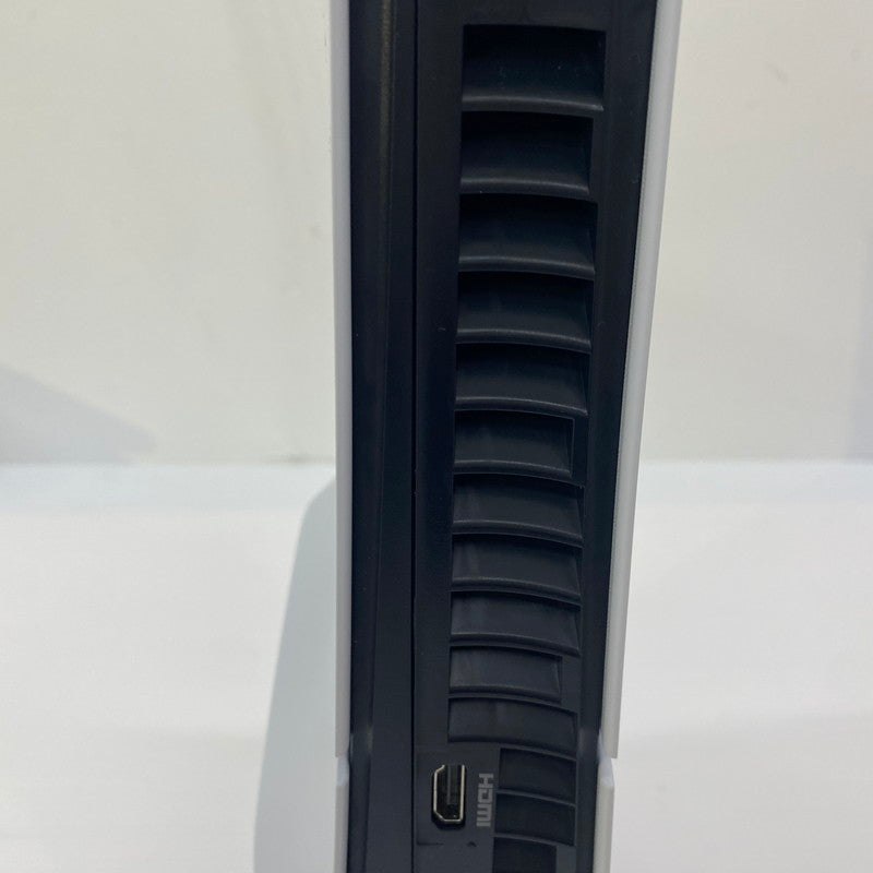 【中古品】SONY ソニー PlayStation 5 PS5 プレイステーション5 プレステ5 本体 (CFI-2000A01) ゲーム 032-250913-ns-6-tei カラー：ホワイト 万代Net店