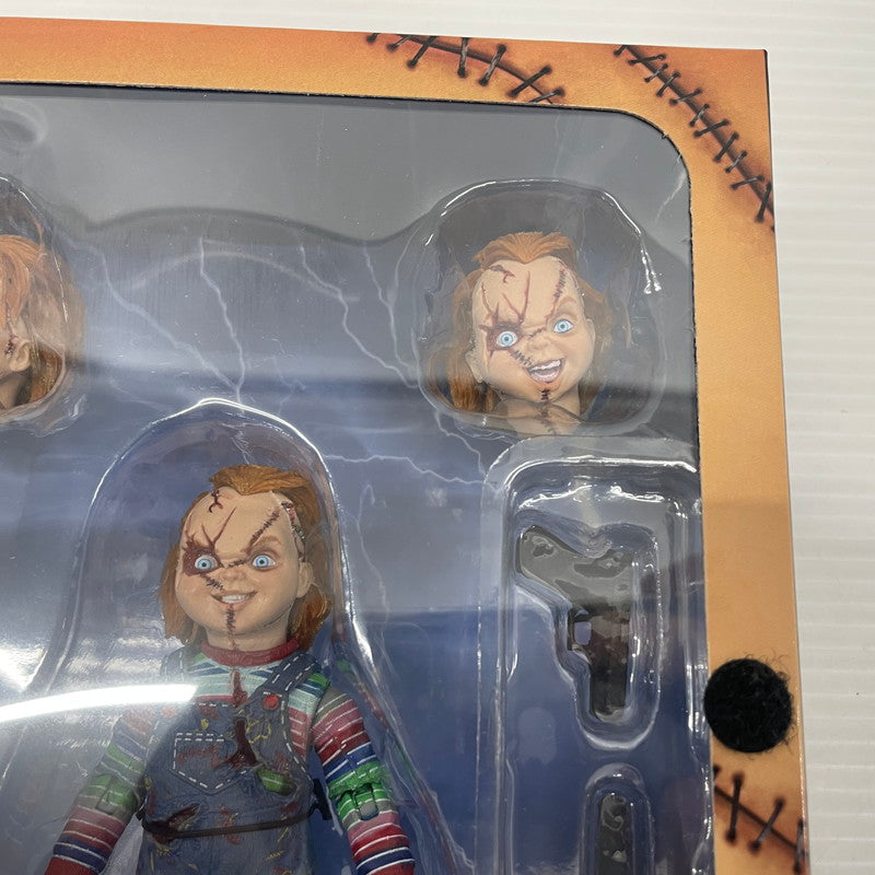 【中古美品】 NECA チャッキーの花嫁 - 7インチ スケール アクションフィギュア - 究極のダメージチャッキー 055-251116-ns-10-tei 万代Net店