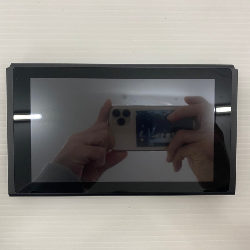 【中古品】 Nintendo Switch (2022モデル) ニンテンドースイッチ Joy-Con(L)/(R) ホワイト ゲームハード 家庭用ゲーム機 ゲーム 034-250914-ts-4-tei カラー：グレー 万代Net店